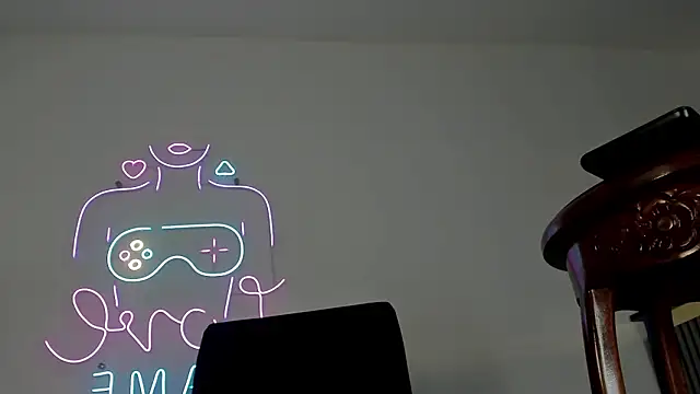 shantal chocolet online show from March 14, 5:35 am