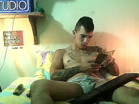 Strongcockfitness online show from June 10, 9:38 pm