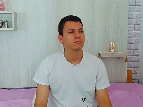 Jstivenlc  online show from January 17, 10:08 am