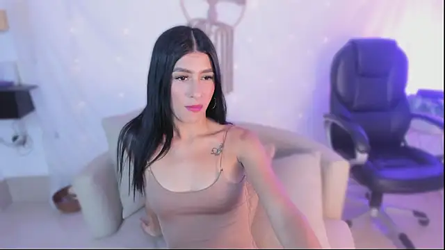 Ginni charlotte online show from March 11, 12:37 am