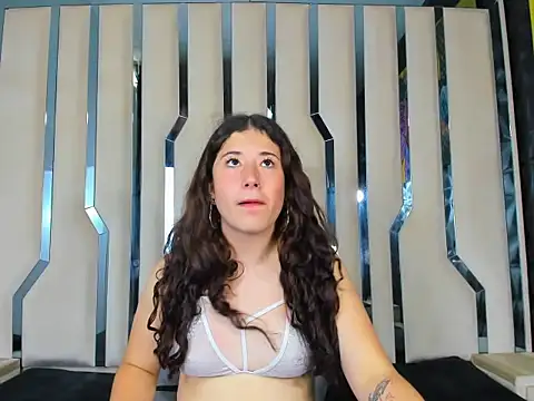 AuroraFishx69 online show from October 2, 7:28 pm