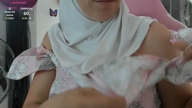 dalila kemur online show from November 25, 12:49 pm