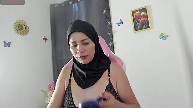 dalila kemur online show from September 23, 10:39 pm