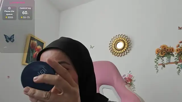 dalila kemur online show from February 12, 3:23 pm