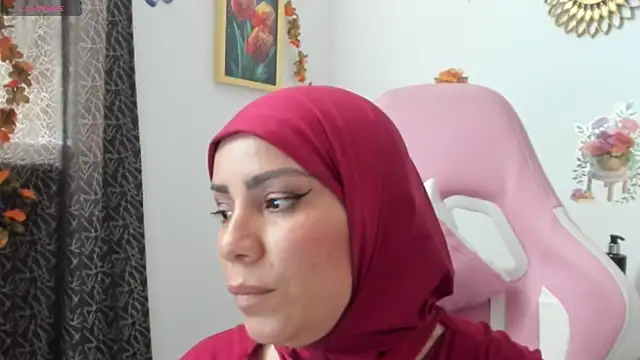 Snapshot of dalila_kemur chatting on May 23, 2:16 pm dalila kemur online show from May 23, 2:16 pm