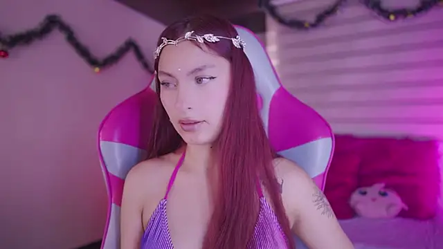 Snapshot of Rebecah_1 chatting on December 14, 1:39 pm Rebecah 1 online show from December 14, 1:39 pm