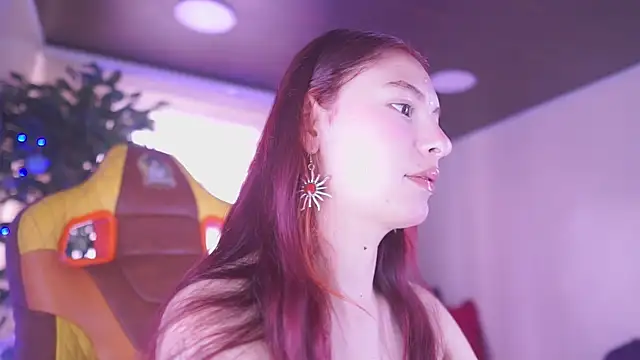 Snapshot of Rebecah_1 chatting on July 15, 2:13 pm Rebecah 1 online show from July 15, 2:13 pm