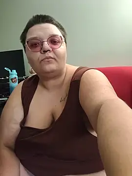 taydeebear online show from October 16, 5:43 pm