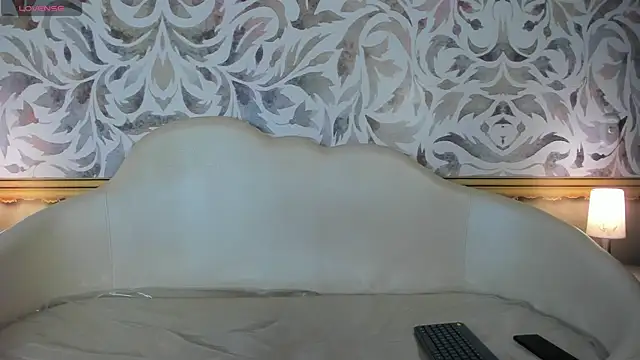 Snapshot of Ivy_rae_xxx chatting on October 7, 1:45 pm Ivy rae xxx online show from October 7, 1:45 pm