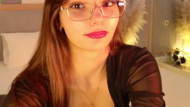 LeaMelone online show from November 15, 5:28 pm