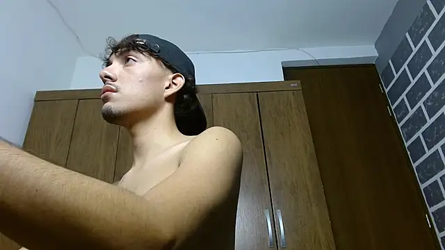 Snapshot of Jake_laraxxx chatting on September 19, 5:28 pm Jake laraxxx online show from September 19, 5:28 pm