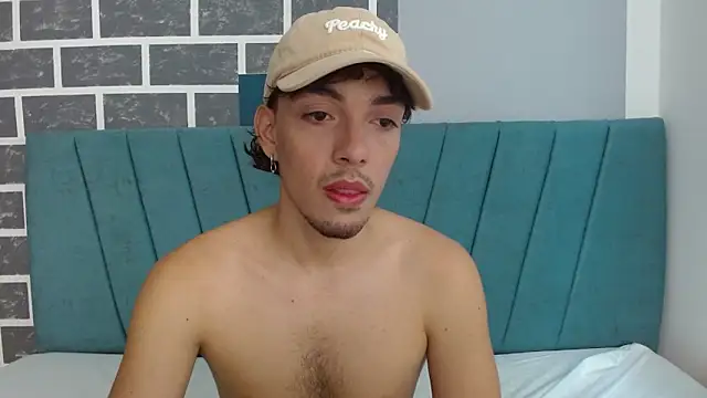 Snapshot of Jake_laraxxx chatting on October 5, 6:31 pm Jake laraxxx online show from October 5, 6:31 pm