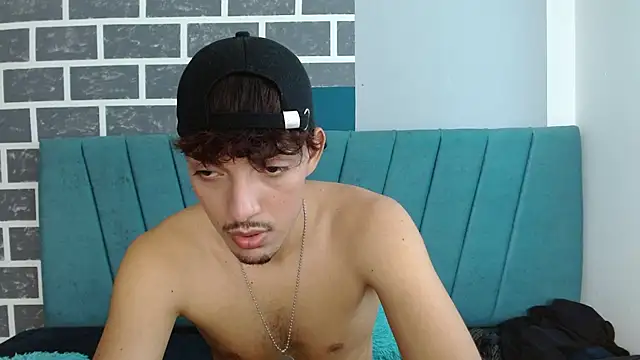 Snapshot of Jake_laraxxx chatting on September 18, 6:11 pm Jake laraxxx online show from September 18, 6:11 pm