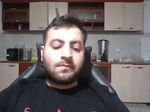 Snapshot of modelboy01 chatting on May 21, 8:28 pm modelboy01 online show from May 21, 8:28 pm