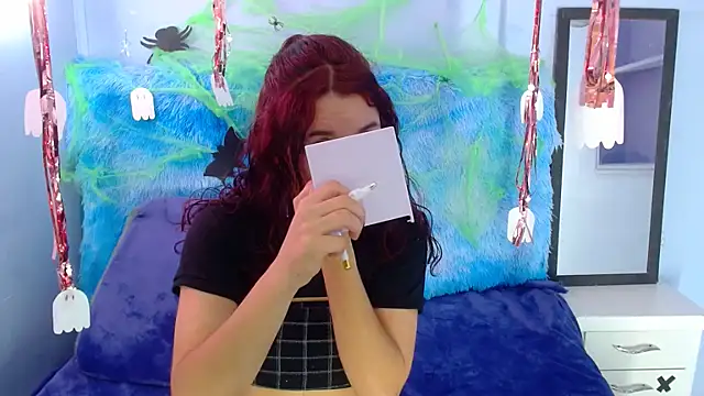 Snapshot of Britney_thx chatting on October 4, 9:27 pm Britney thx online show from October 4, 9:27 pm