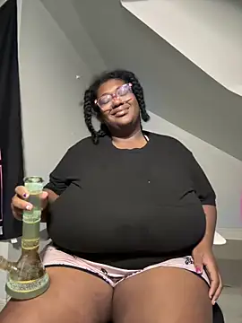 bunbun420247 online show from May 24, 10:53 pm
