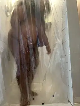 Snapshot of bunbun420247 chatting on February 4, 4:24 pm bunbun420247 online show from February 4, 4:24 pm