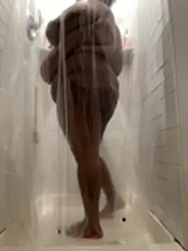 Snapshot of bunbun420247 chatting on February 15, 4:24 am bunbun420247 online show from February 15, 4:24 am