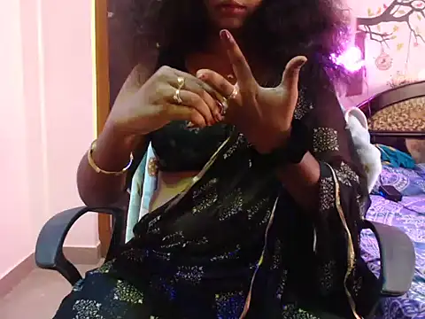 Snapshot of Zellybean_telugu chatting on October 13, 10:21 pm Zellybean telugu online show from October 13, 10:21 pm