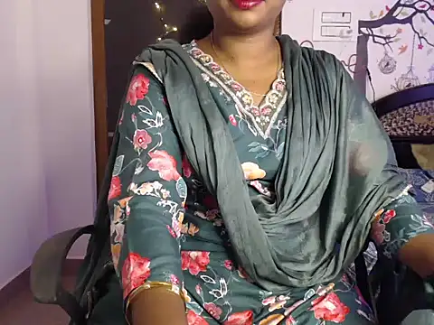 Snapshot of Zellybean_telugu chatting on October 12, 8:26 am Zellybean telugu online show from October 12, 8:26 am