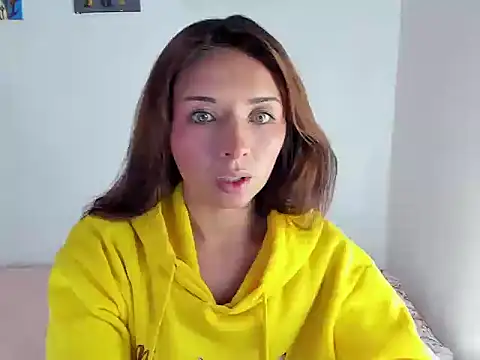 Snapshot of megan_doll2123 chatting on October 10, 5:52 am megan doll2123 online show from October 10, 5:52 am