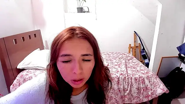 megan doll2123 online show from April 4, 10:38 pm