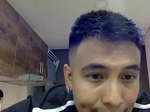 KianxxTeach online show from February 12, 1:27 am