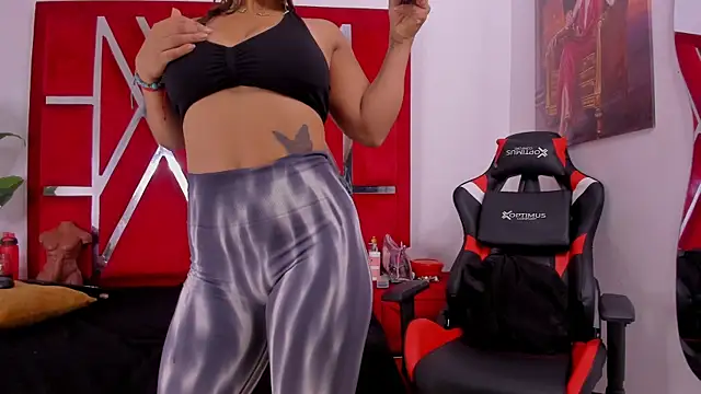 Snapshot of vennusasm1 chatting on November 28, 8:53 pm vennusasm1 online show from November 28, 8:53 pm