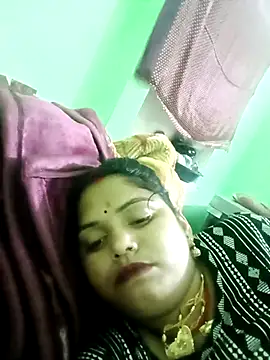 Snapshot of Anjali_220 chatting on October 15, 6:16 pm Anjali 220 online show from October 15, 6:16 pm