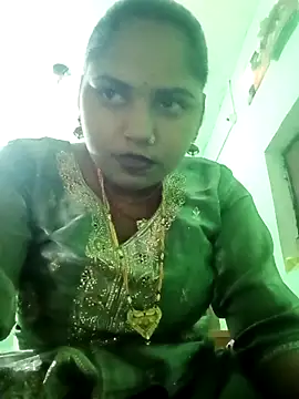 Snapshot of Anjali_220 chatting on October 16, 6:21 am Anjali 220 online show from October 16, 6:21 am