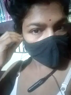 Snapshot of vandana_babi chatting on October 16, 12:52 am vandana babi online show from October 16, 12:52 am