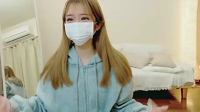 Una chan  online show from December 3, 3:29 am