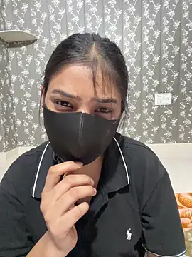 Sex Queen aaraya online show from May 4, 12:30 pm