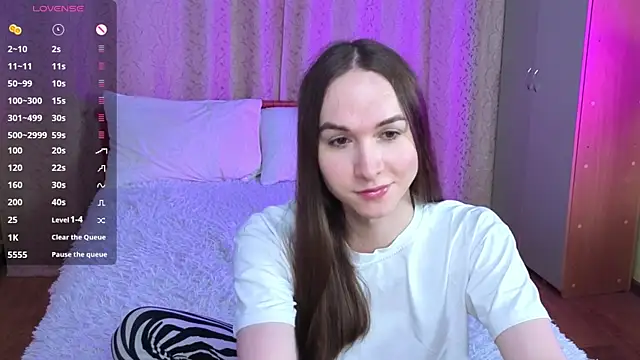 Snapshot of Angeel_Kate chatting on June 9, 9:54 am Angeel Kate online show from June 9, 9:54 am