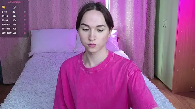 Snapshot of Angeel_Kate chatting on July 11, 4:57 am Angeel Kate online show from July 11, 4:57 am