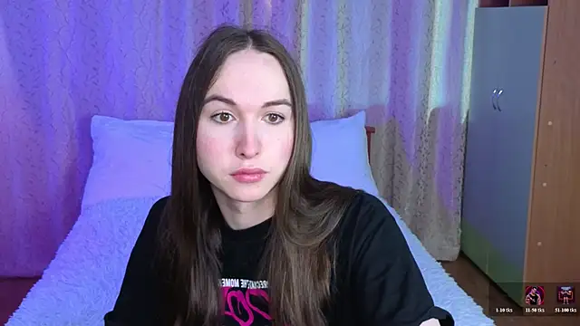 Snapshot of Angeel_Kate chatting on May 22, 5:49 am Angeel Kate online show from May 22, 5:49 am