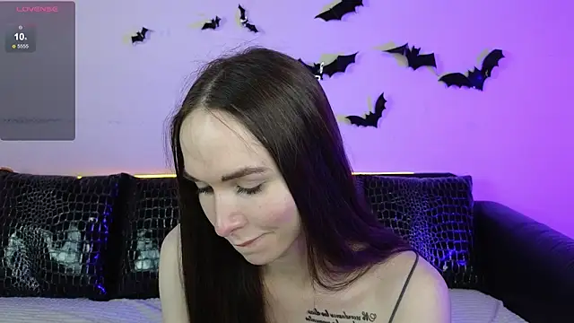 Angeel Kate online show from November 14, 4:49 am