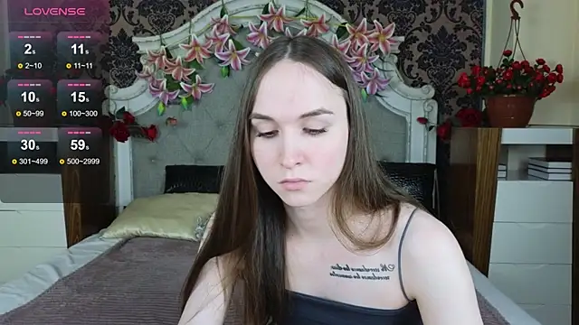 Angeel Kate online show from December 4, 4:39 pm