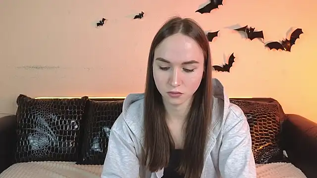 Angeel Kate online show from November 9, 6:17 am