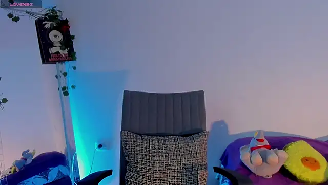 Snapshot of Genesiissss chatting on November 30, 2:01 am Genesiissss online show from November 30, 2:01 am