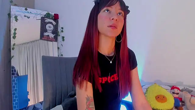 Snapshot of Genesiissss chatting on October 28, 2:45 am Genesiissss online show from October 28, 2:45 am