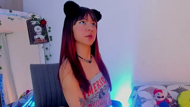 Snapshot of Genesiissss chatting on November 2, 1:10 am Genesiissss online show from November 2, 1:10 am