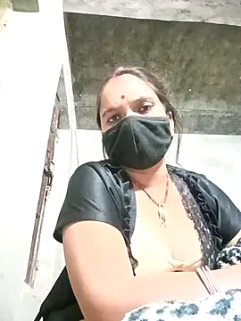 suhani sharmj online show from December 17, 4:23 pm