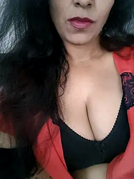 Deepa Sharma143 online show from April 4, 1:56 am