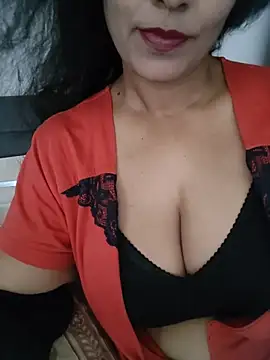 Deepa Sharma143 online show from May 28, 1:46 am