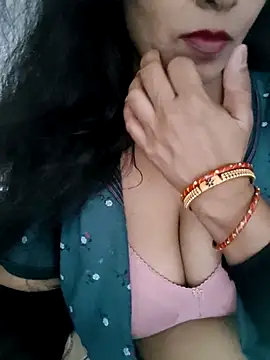 Deepa Sharma143 online show from May 3, 2:16 am