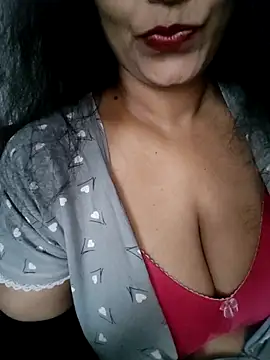 Deepa Sharma143 online show from October 29, 1:37 am