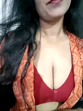 Deepa Sharma143 online show from March 4, 1:35 am