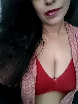 Deepa Sharma143 online show from May 11, 2:02 am