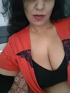 Snapshot of Deepa_Sharma143 chatting on June 7, 1:22 am Deepa Sharma143 online show from June 7, 1:22 am